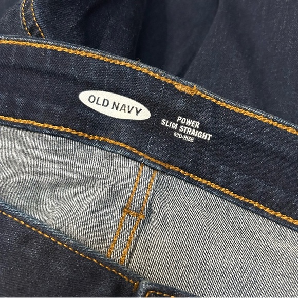 Old Navy Power Slim Straight, Mid-Rise Jeans - 28 Plus Short - Picture 4 of 10